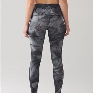 Lululemon WunderUnder Legging RARE midnight tulle